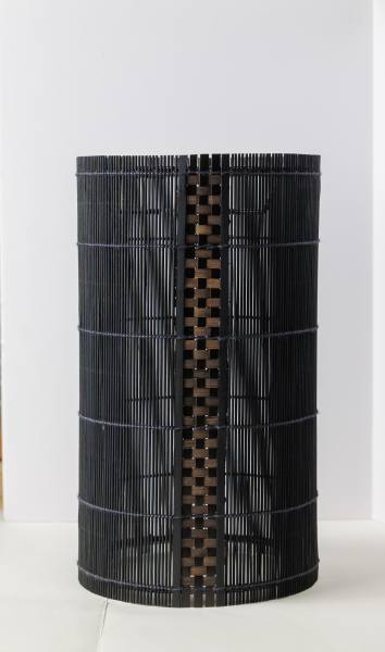 Amutas lampshade 25,850 yen. A lampshade created with the original sudare (bamboo screen) combined with ajiro (white striped bamboo screen).